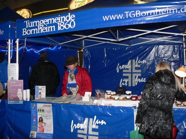 27. Nikolausmarkt der Bornheimer Vereine 2017