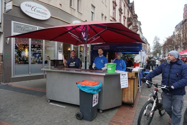 29. Nikolausmarkt der Bornheimer Vereine 2019