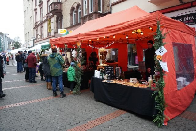 29. Nikolausmarkt der Bornheimer Vereine 2019