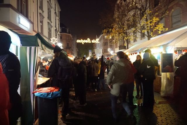 30. Nikolausmarkt der Bornheimer Vereine 2022