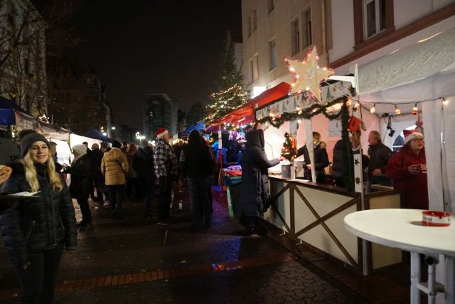 30. Nikolausmarkt der Bornheimer Vereine 2022