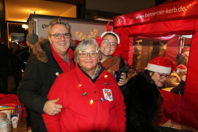 33. Nikolausmarkt der Bornheimer Vereine 2025